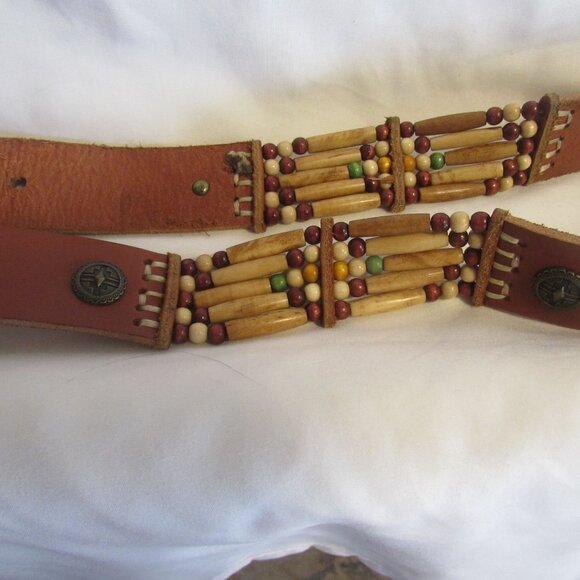 Century Canada Southwestern Style Leather and Beaded Belt, Size 35" J893 - Picture 2 of 9